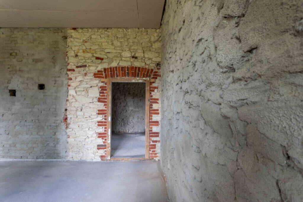 Stara Szkoła, Piaski, ul. Wolności